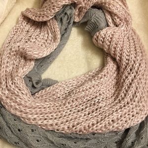 Knitted Infinity Scarf Set